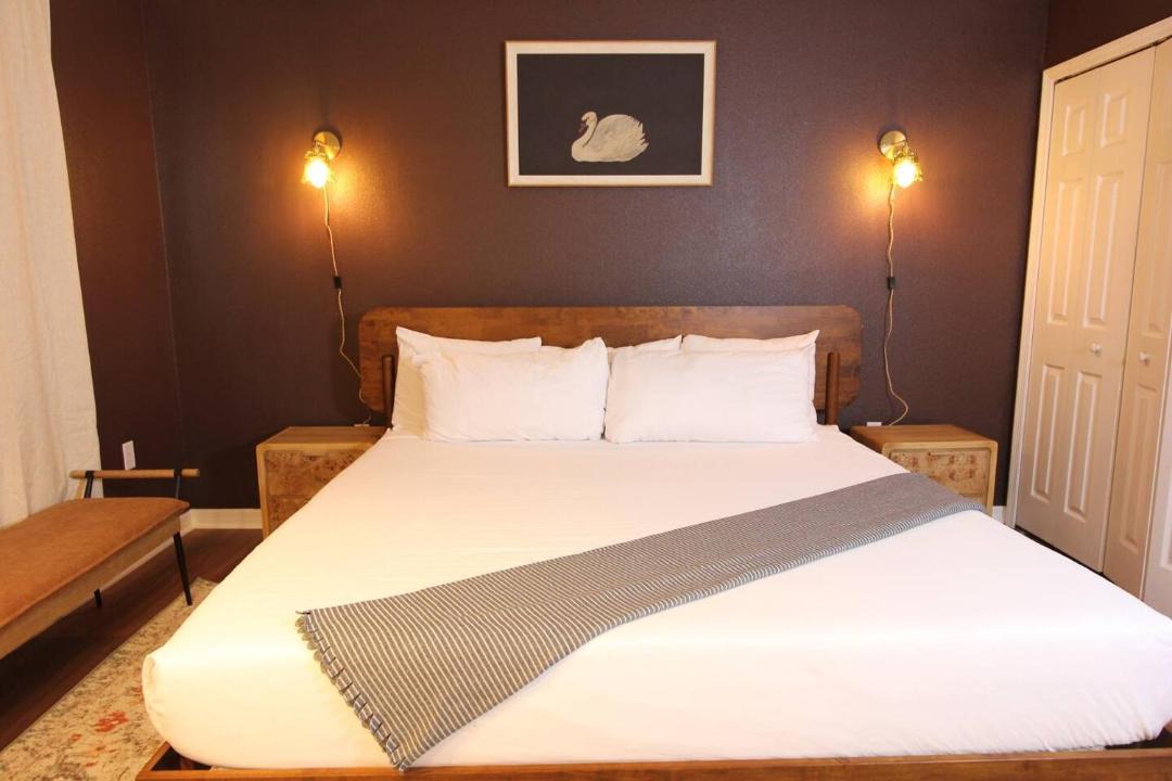 Photo of Bedroom in Arlington Park