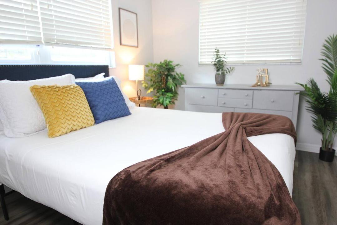 Photo of Bedroom in Arlington Park