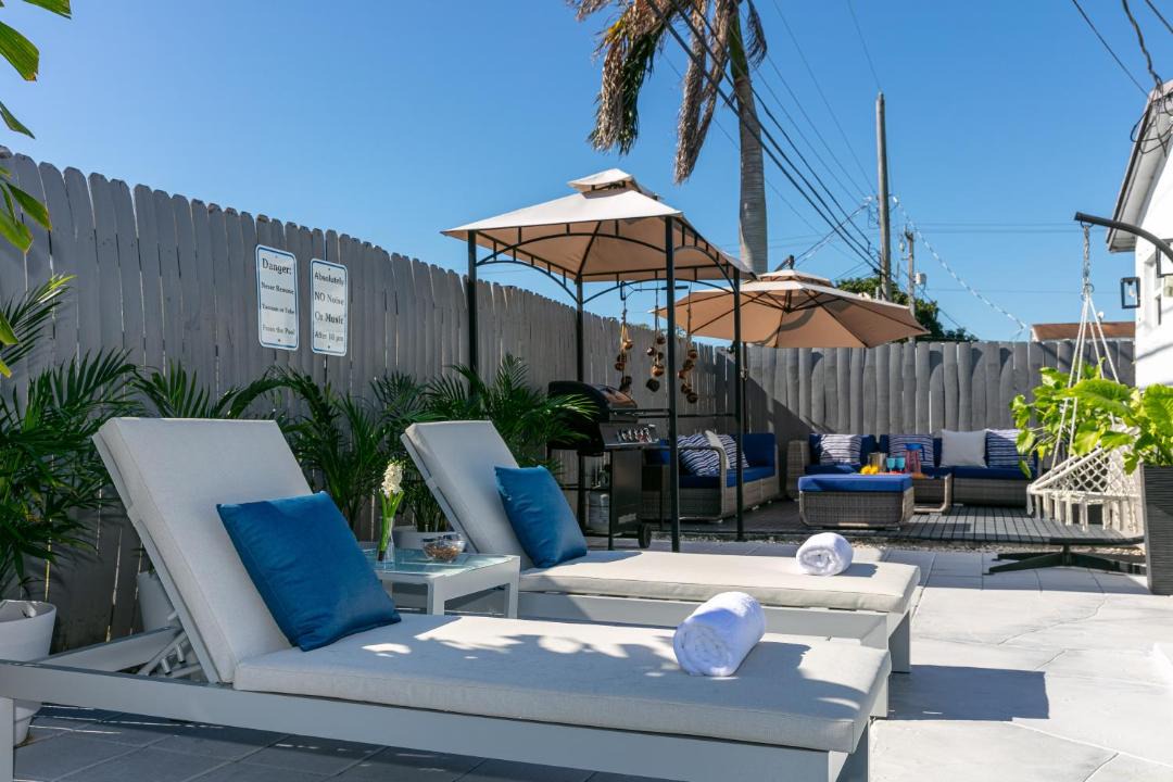 Photo of Patio Balcony in Driftwood