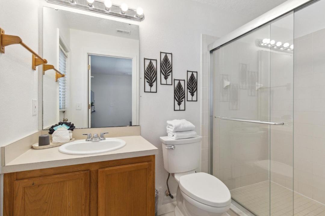Photo of Bathroom in Thousand Oaks