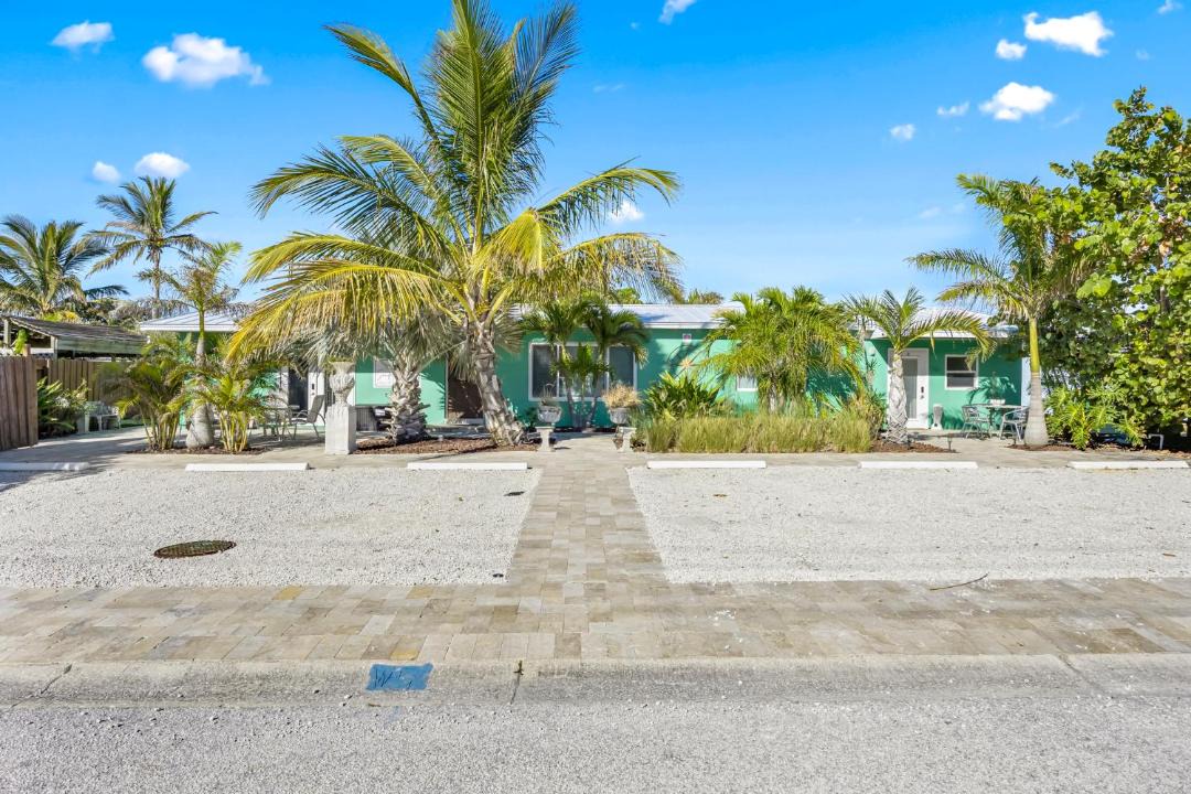Photo of Others in Satellite Beach