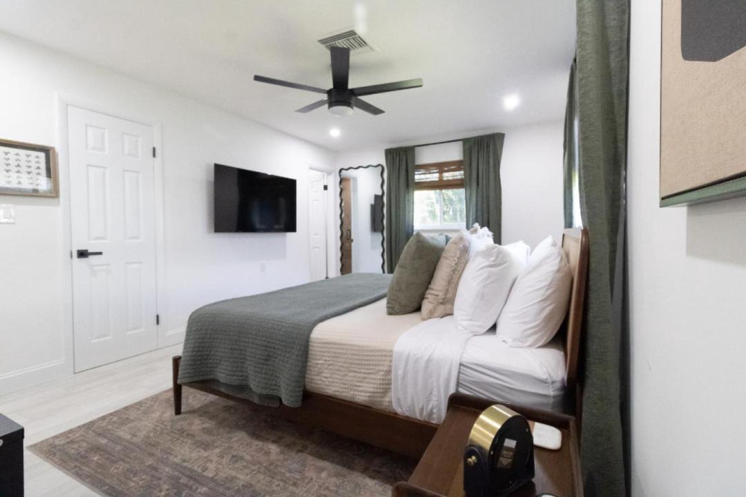 Photo of Bedroom in Riverside