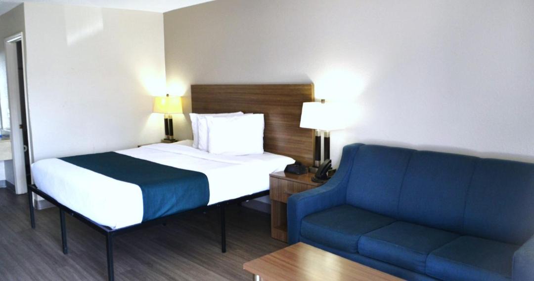 Photo of Bedroom in Lookout Valley Neighborhood Association