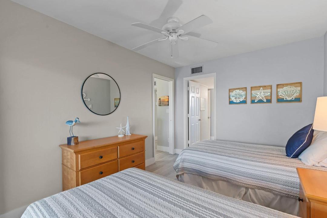 Photo of Bedroom in Park Shore