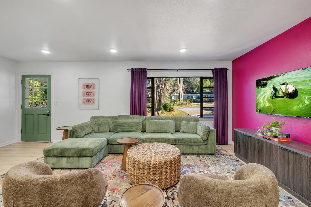 Photo of Livingroom in Tallahassee