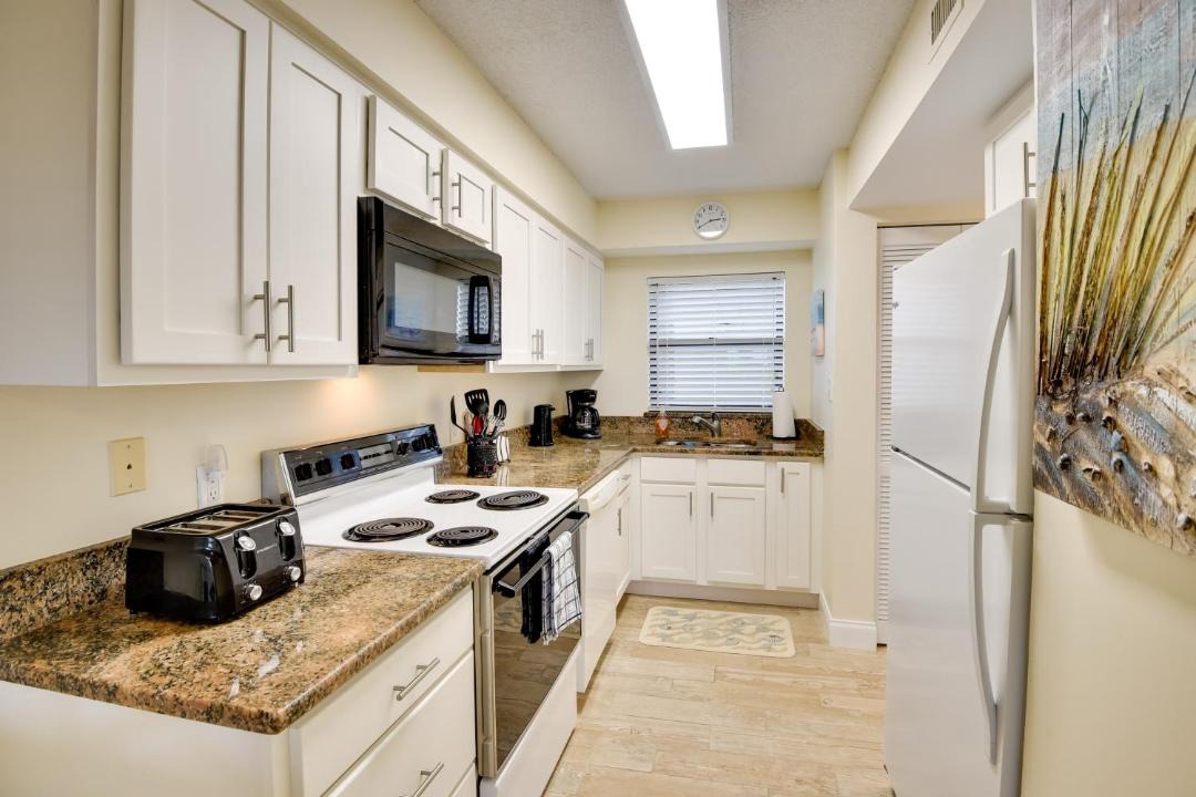 Photo of Kitchen in Ormond-by-the-Sea
