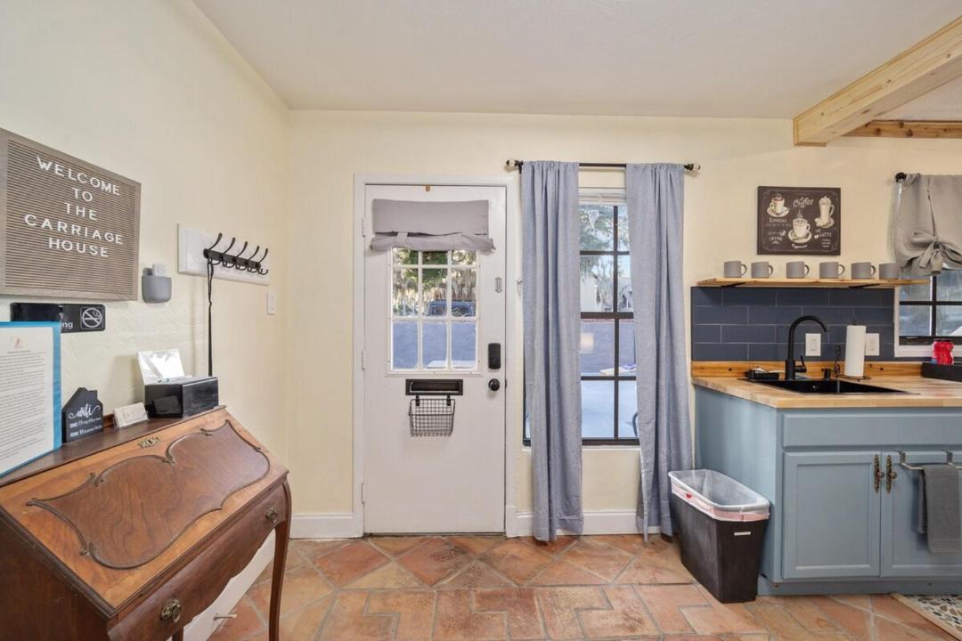 Photo of Kitchen in Historic District