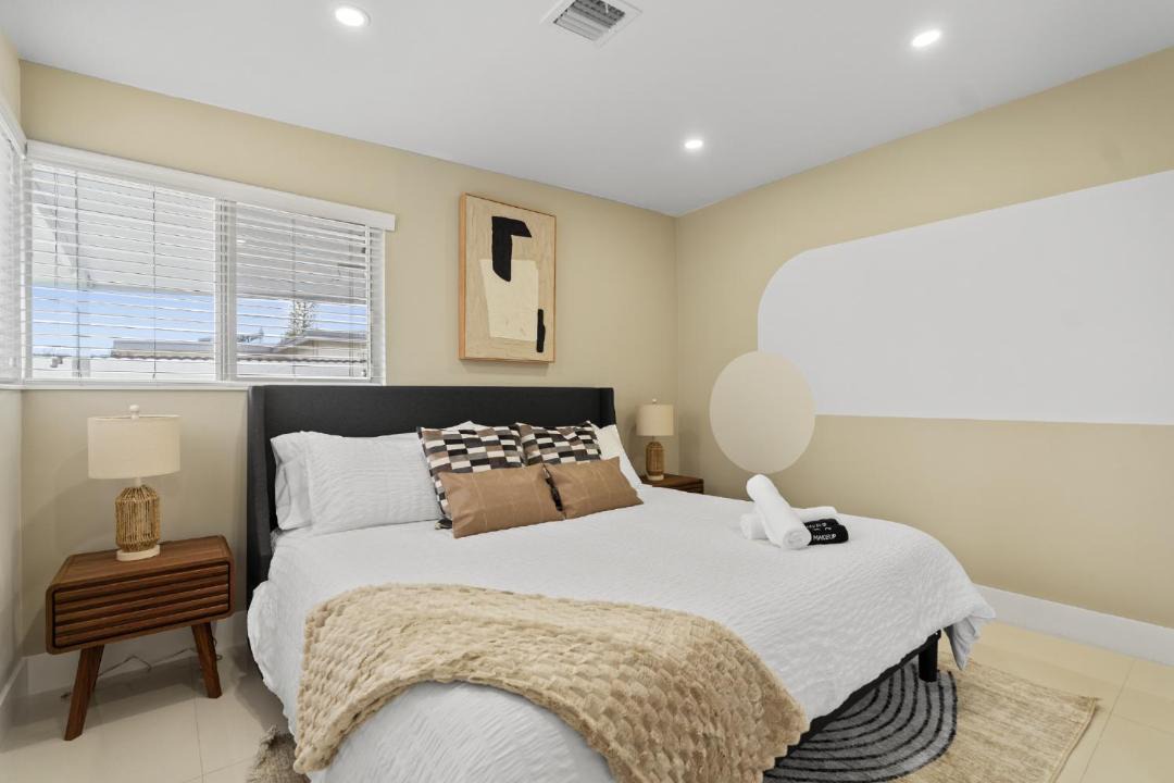 Photo of Bedroom in Olympia Heights