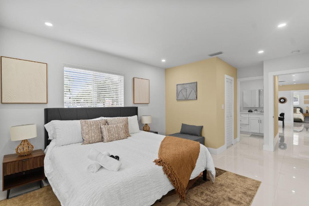 Photo of Bedroom in Olympia Heights