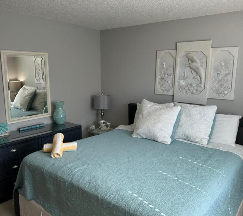 Photo of Bedroom in Redington Shores