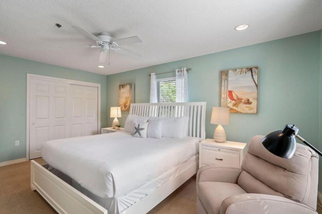 Photo of Bedroom in Gulf Place