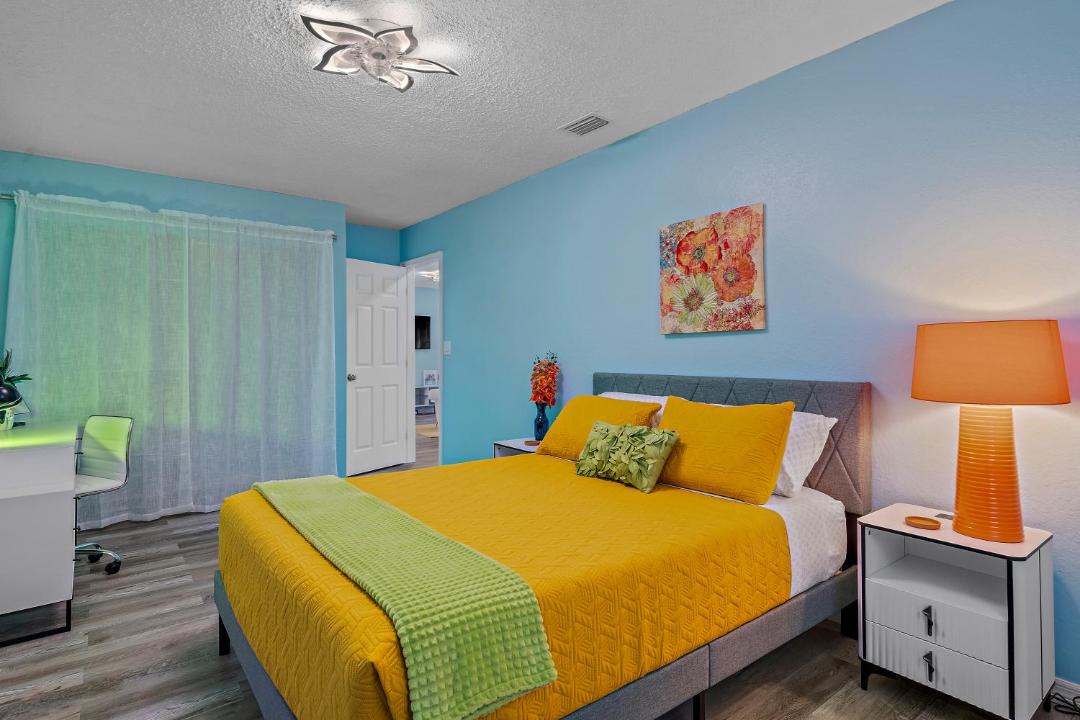 Photo of Bedroom in Pinellas Park