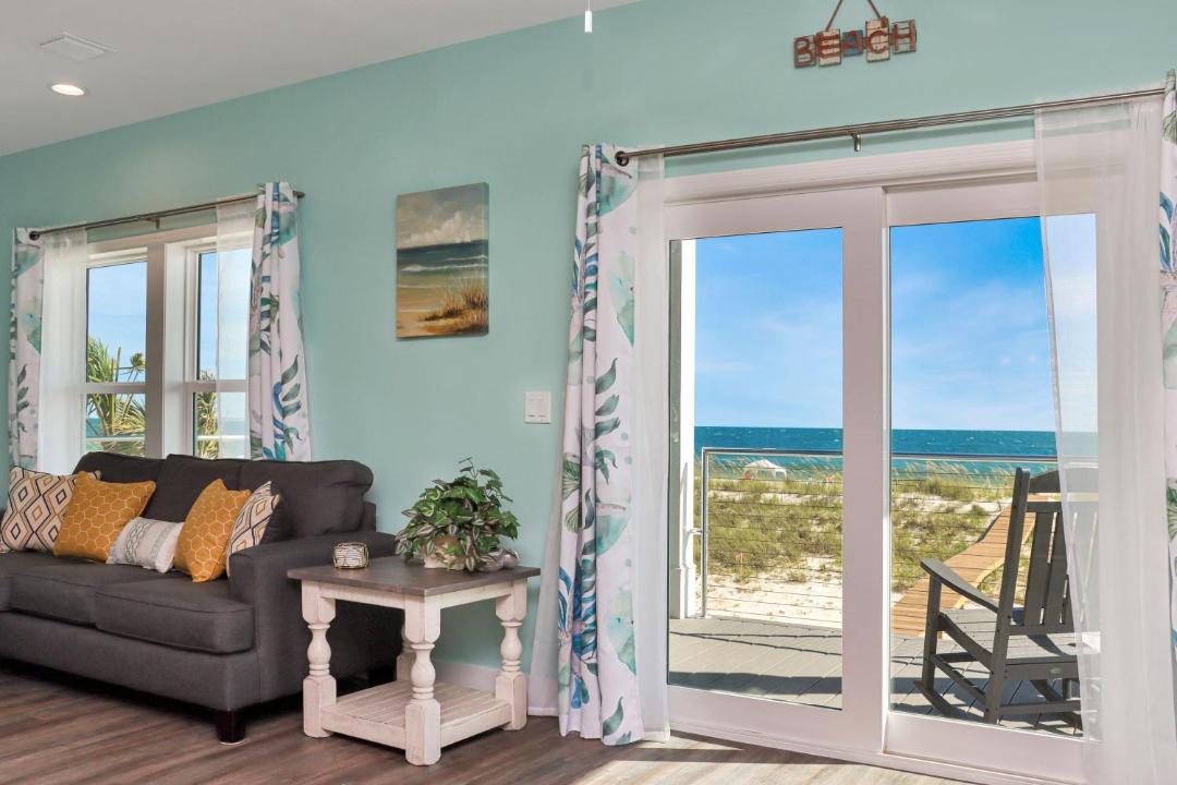 Photo of Livingroom in Mexico Beach