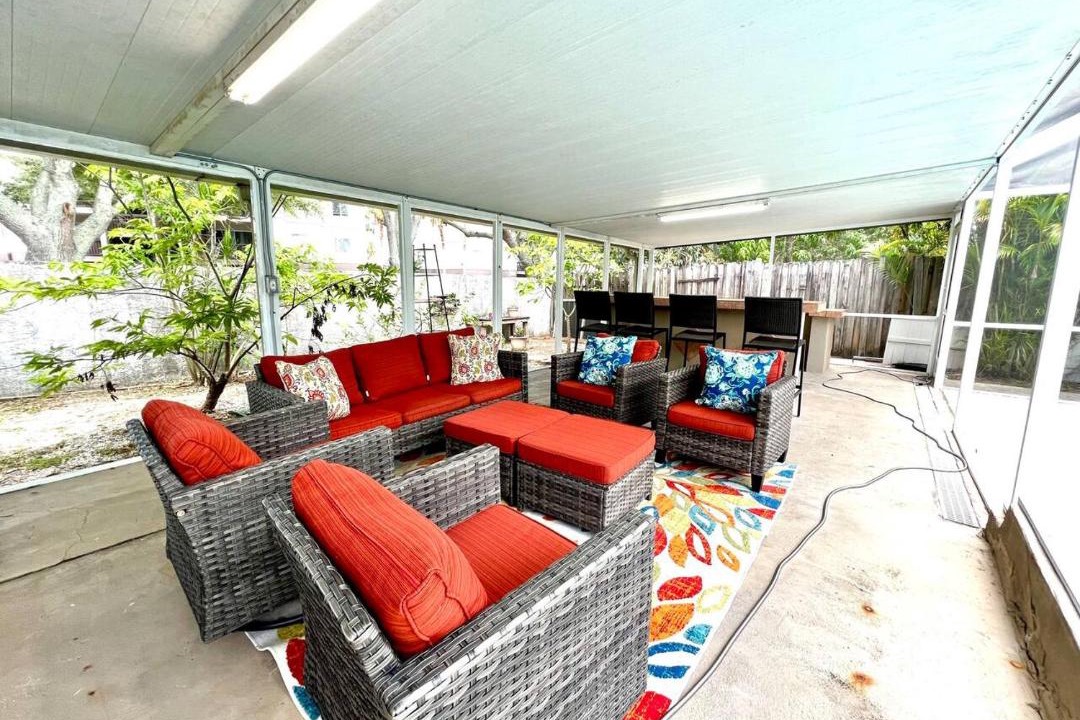 Photo of Patio Balcony in Town 'n' Country