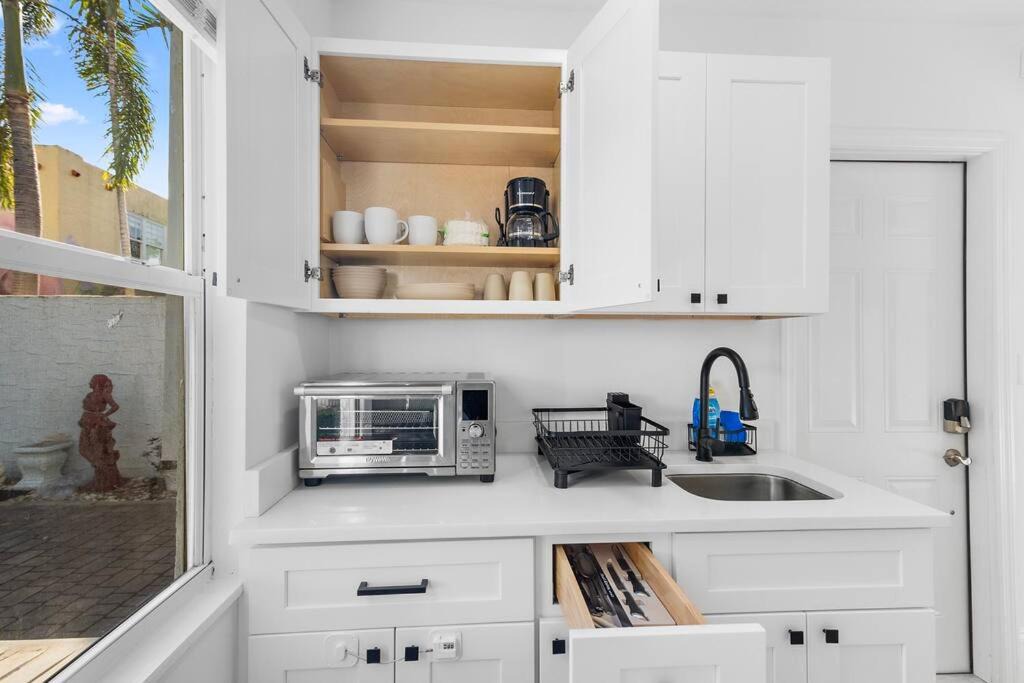 Photo of Kitchen in Flamingo Parks