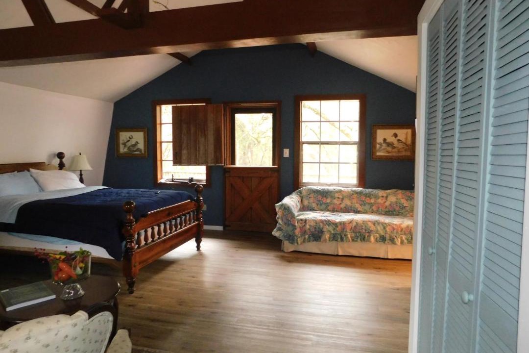 Photo of Bedroom in Manattee Road