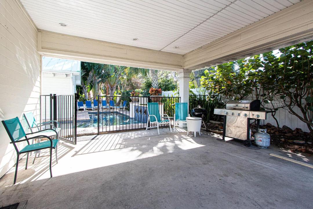 Photo of Patio Balcony in Bay Esplanade