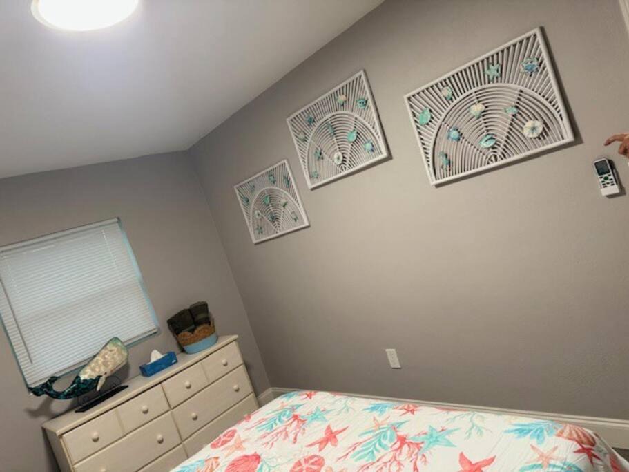 Photo of Bedroom in Tropic