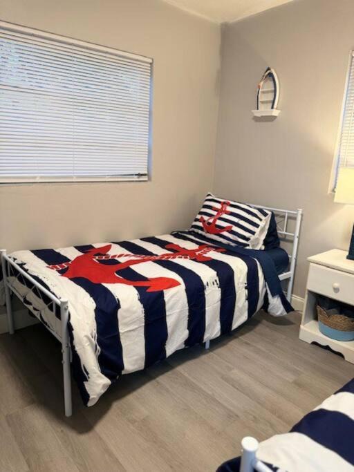 Photo of Bedroom in Tropic