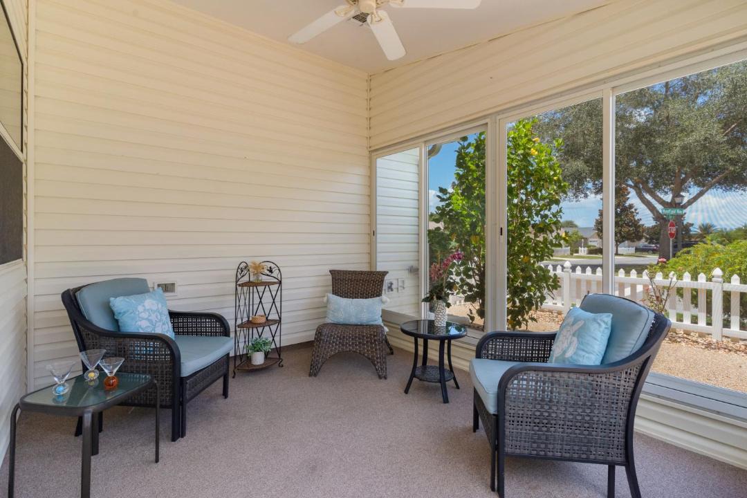 Photo of Patio Balcony in Caroline