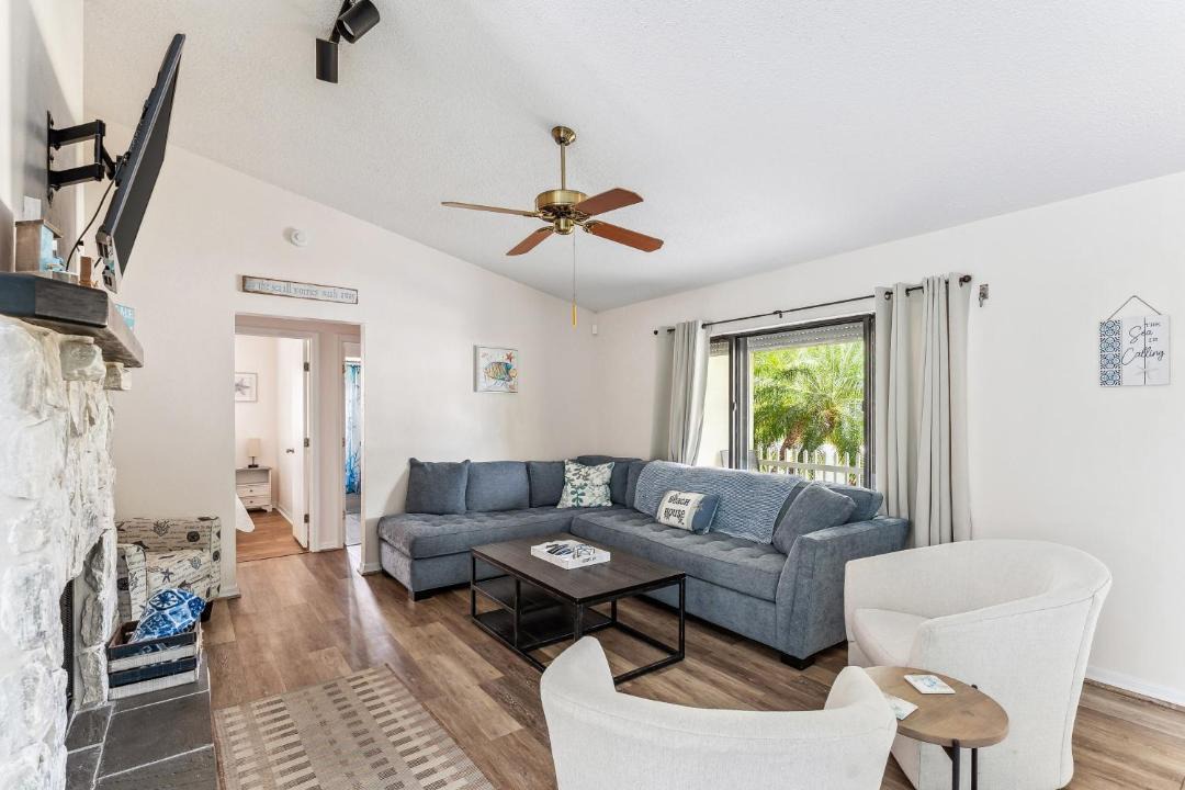 Photo of Others in Hawks Ridge Estates
