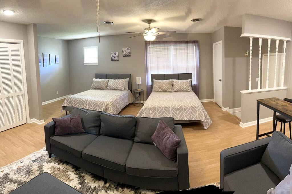 Photo of Bedroom in Normal