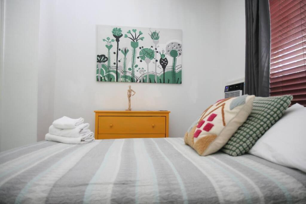 Photo of Bedroom in Edgewater