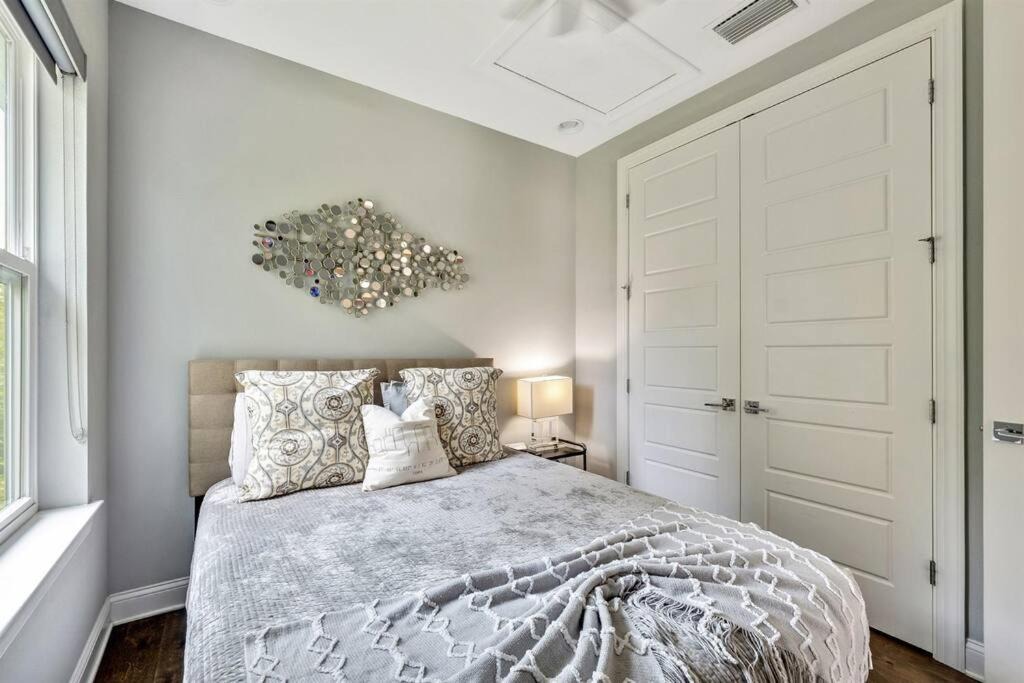 Photo of Bedroom in SoHo