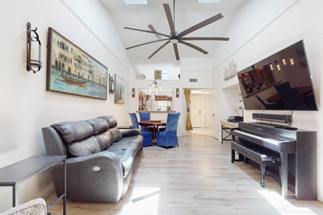 Photo of Livingroom in Countryside