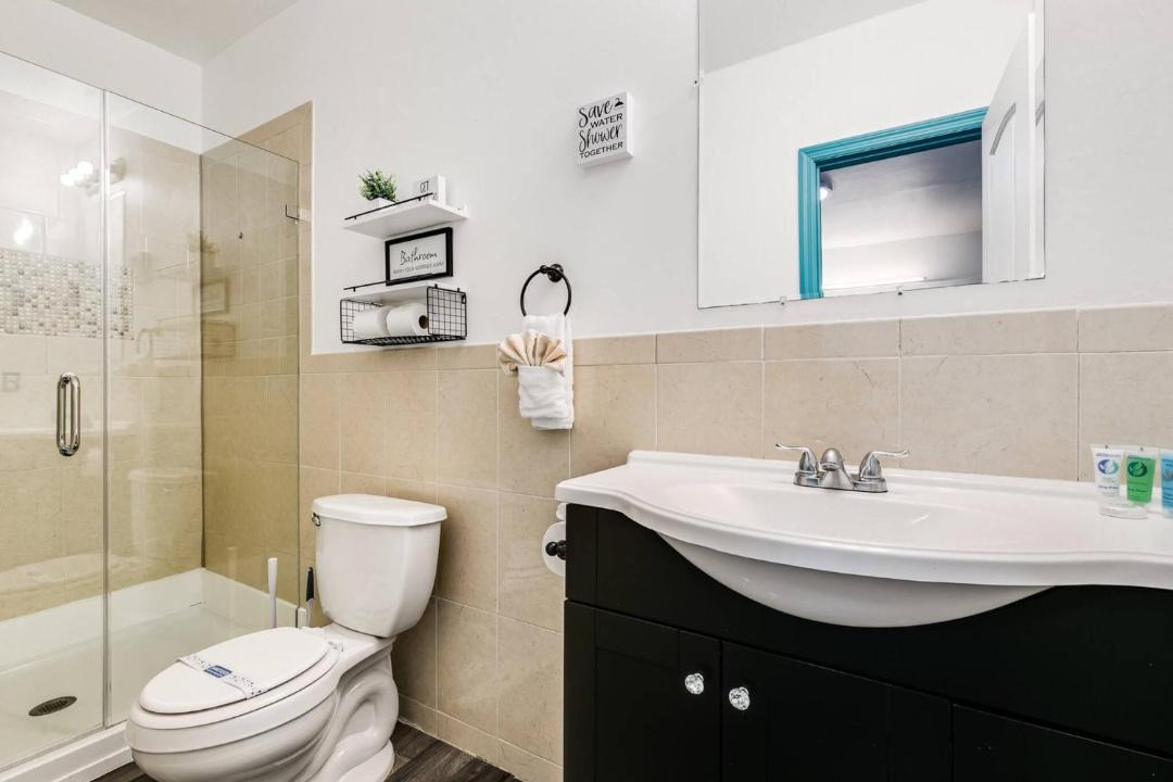 Photo of Bathroom in Royal Poinciana