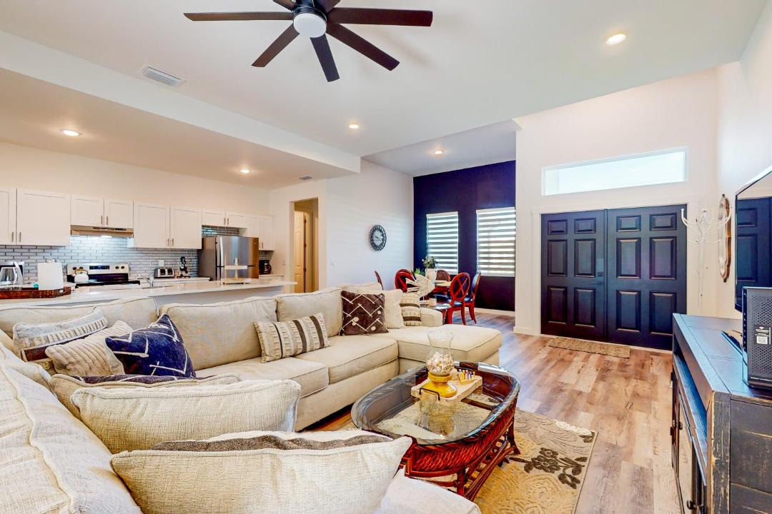 Photo of Livingroom in Mariner