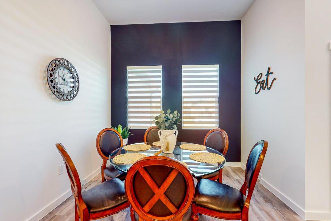 Photo of Livingroom in Mariner