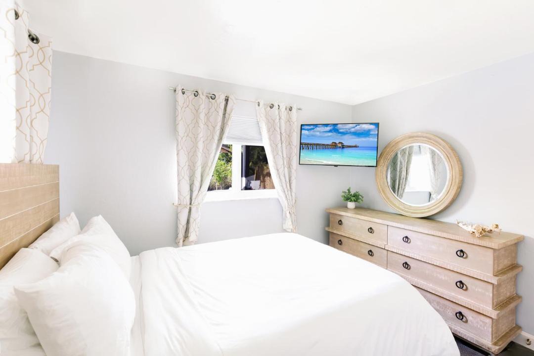 Photo of Bedroom in Central Naples