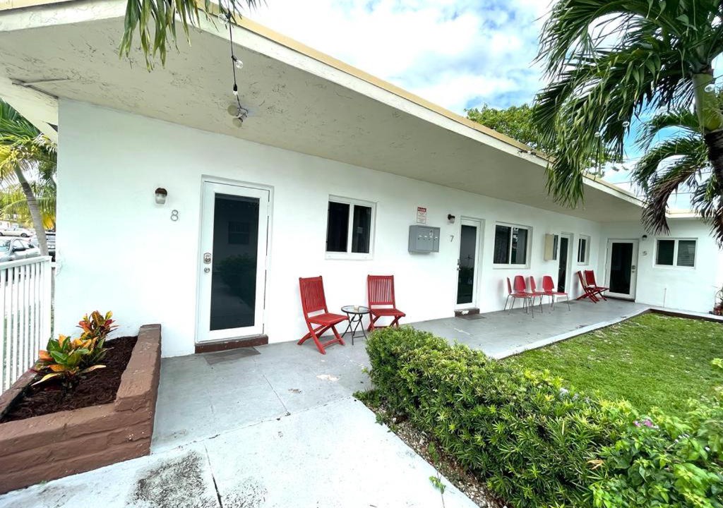 Photo of Buildings in Coral Way