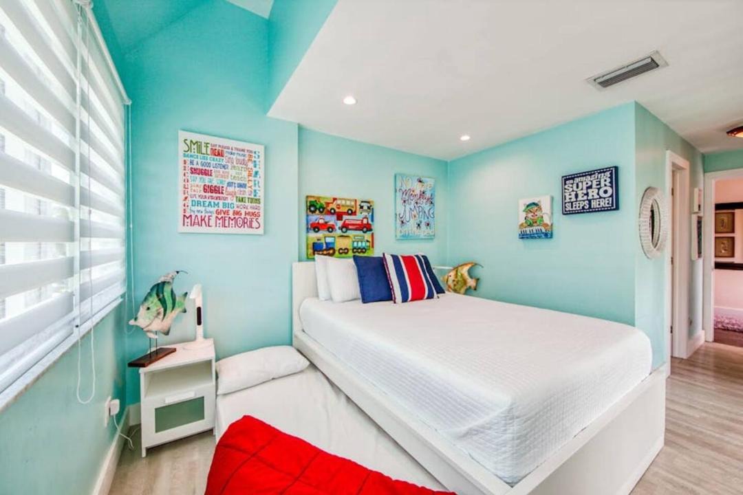 Photo of Bedroom in Twin Lakes