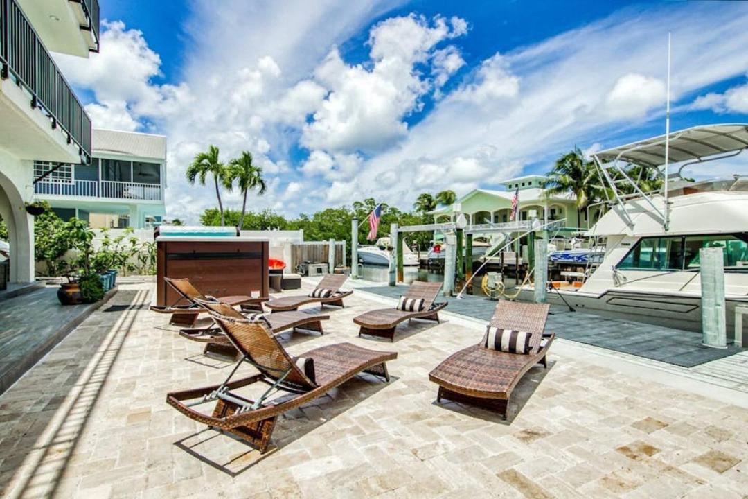 Photo of Patio Balcony in Twin Lakes