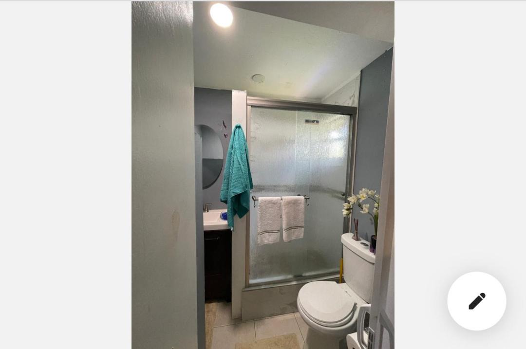 Photo of Bathroom in North Lauderdale