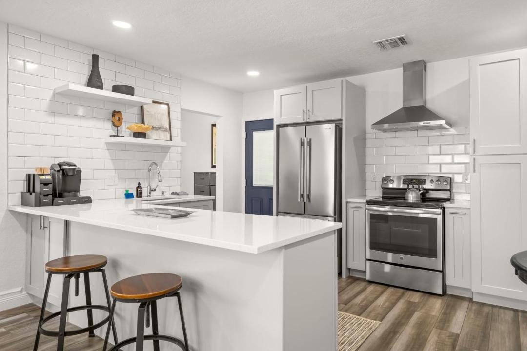 Photo of Kitchen in Courier City - Oscawana