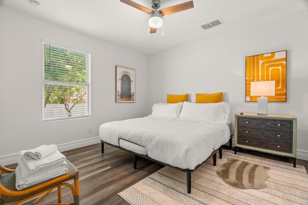 Photo of Bedroom in Courier City - Oscawana