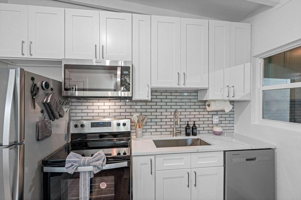 Photo of Kitchen in North Hyde Park