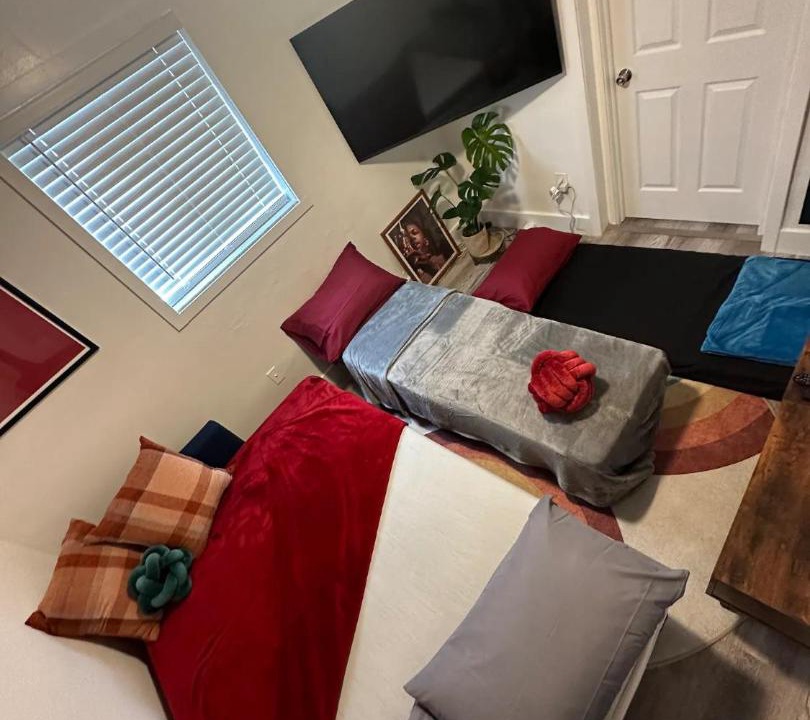 Photo of Livingroom in Ives Estates