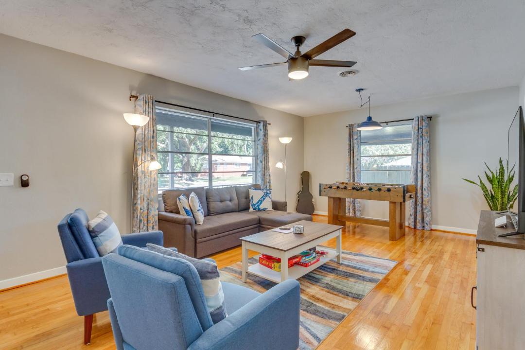 Photo of Livingroom in Myrtle Grove