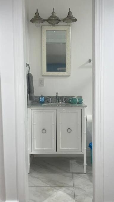 Photo of Bathroom in Miramar