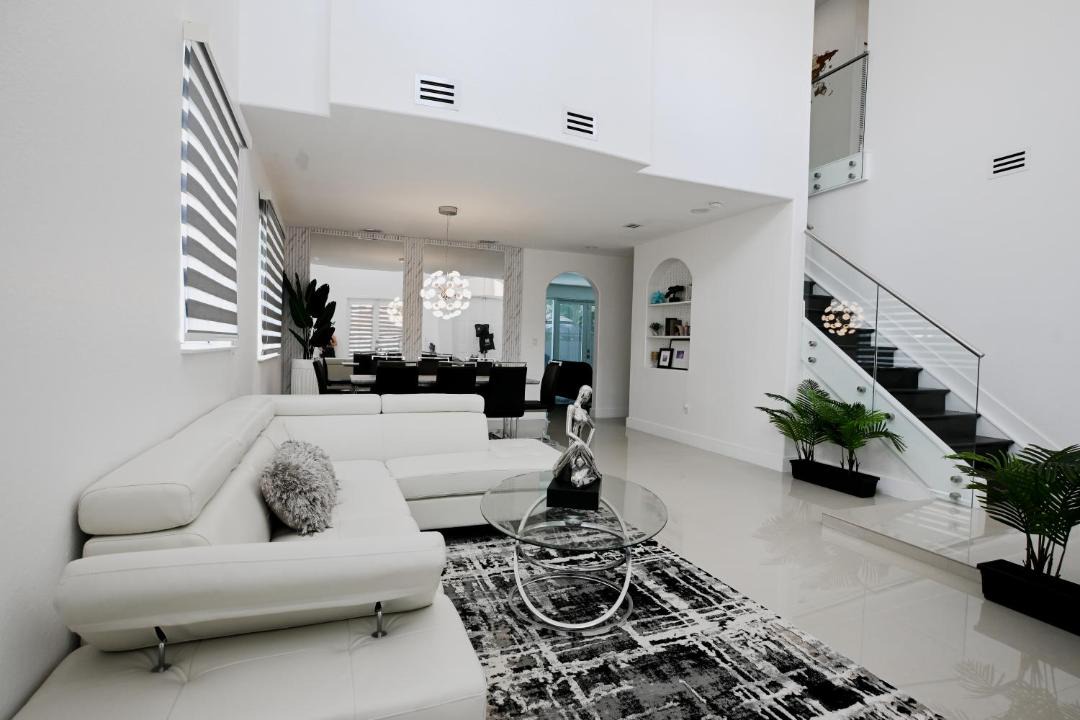 Photo of Livingroom in Tamiami