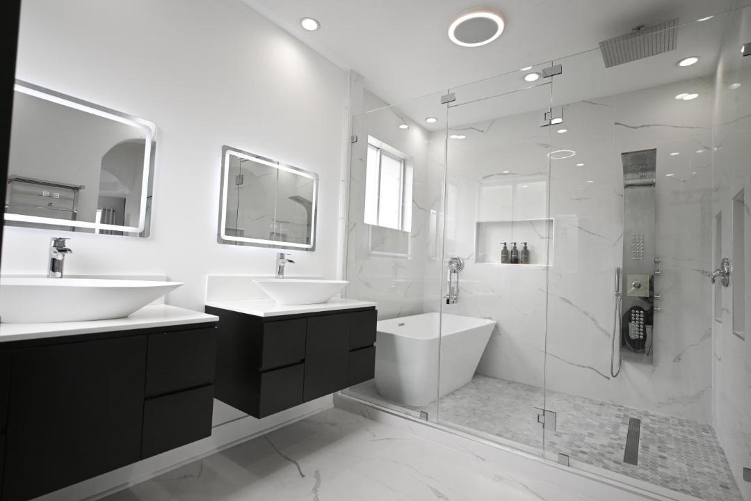 Photo of Bathroom in Tamiami
