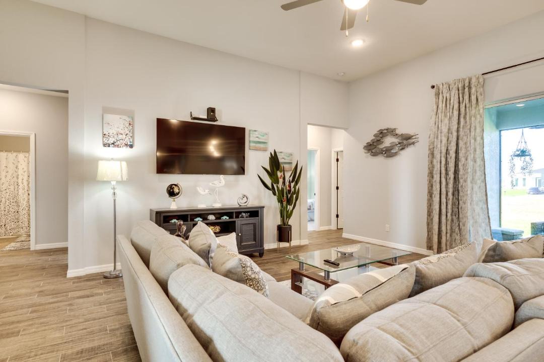 Photo of Livingroom in Burnt Store