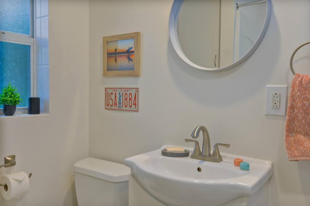 Photo of Bathroom in College Park