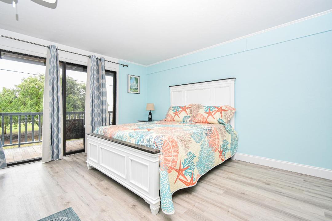 Photo of Bedroom in Cedar Key