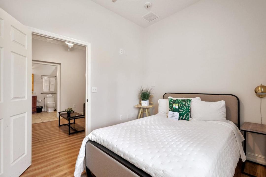 Photo of Bedroom in Orlovista