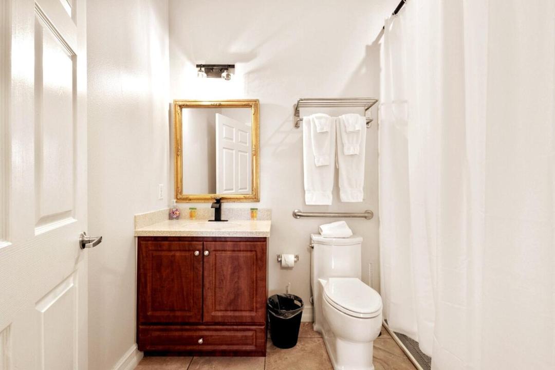 Photo of Bathroom in Orlovista